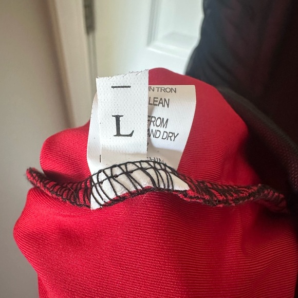 Black and Red Ruched Mini Dress Sweetheart Neckline - Picture 2 of 6